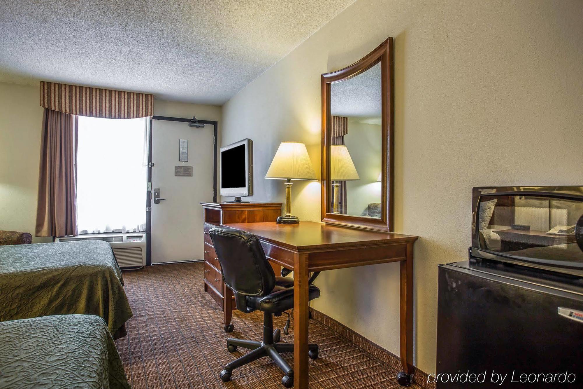 Quality Inn Fort Jackson Columbia Exterior foto